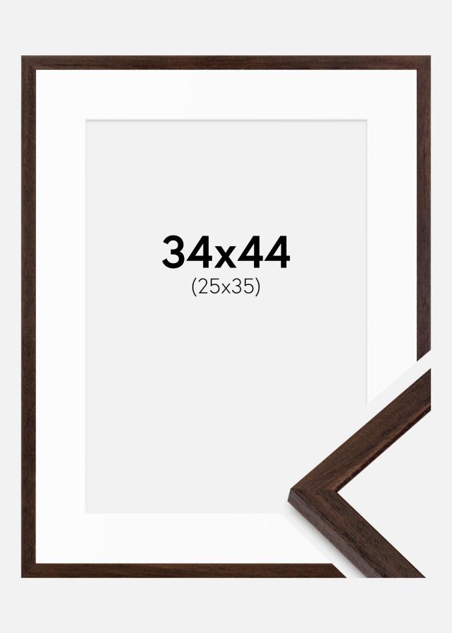 Raam Edsbyn pähkel 34x44 cm - paspartuu valge 26x36 cm