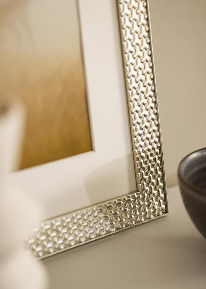 Raam Grace Hõbedane 30x40 cm - paspartuu Valge 22x32 cm