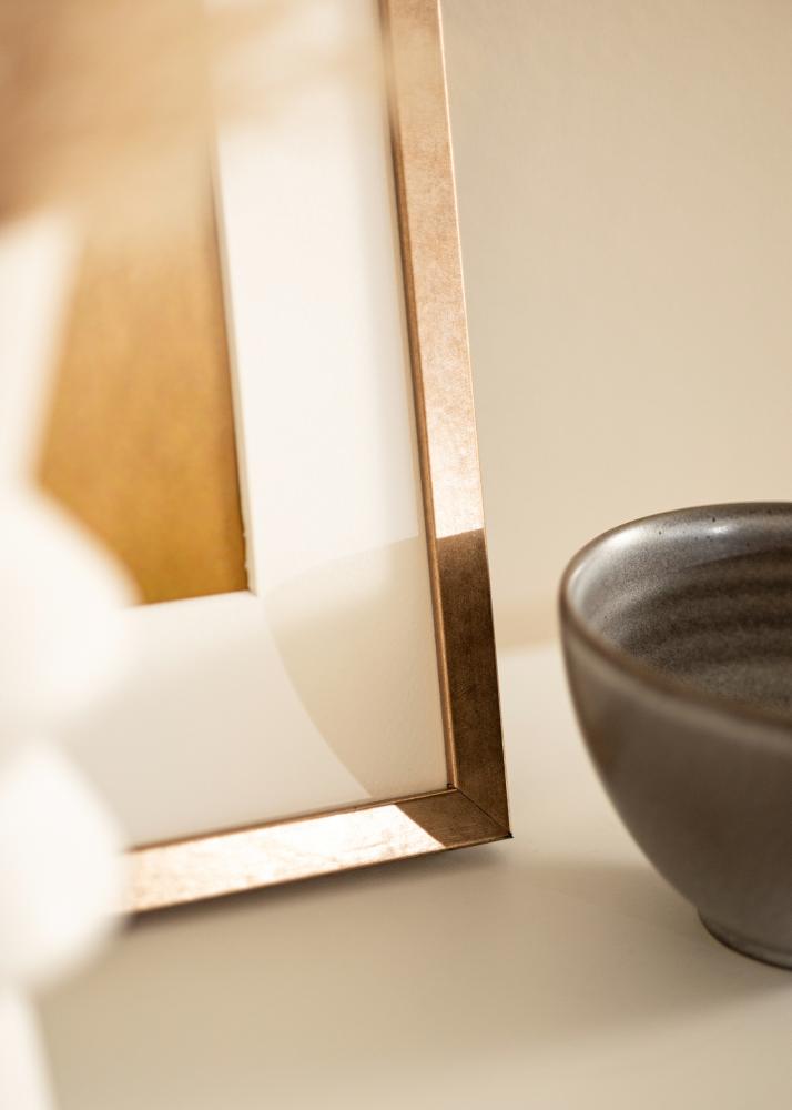 Raam Ares messing 40x50 cm - paspartuu valge 30x40 cm