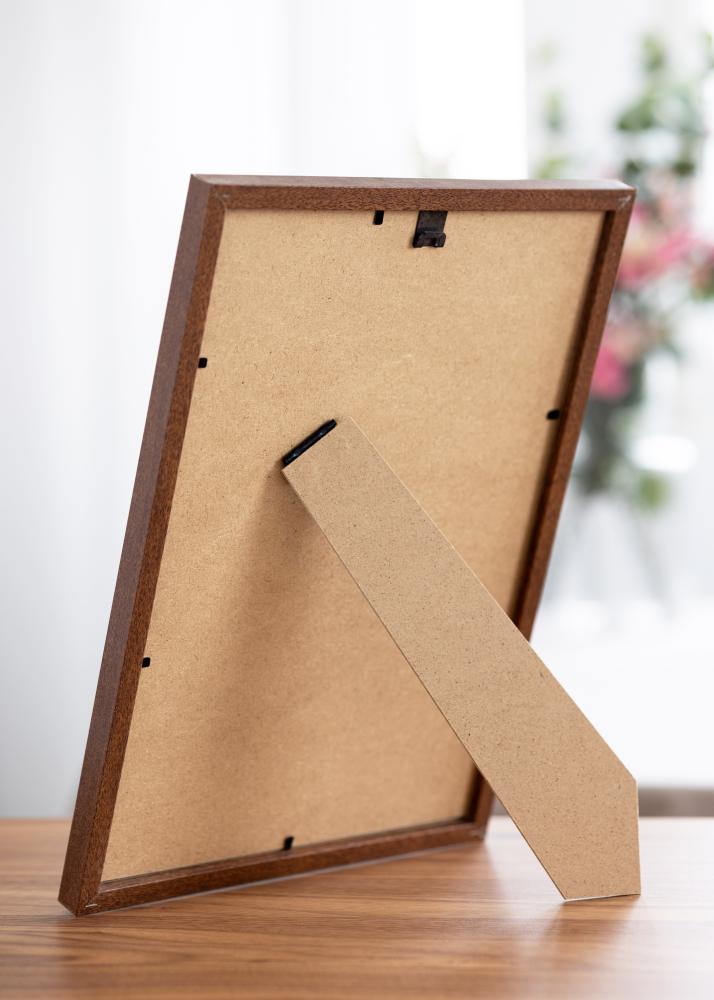 Raam Moodne Soe Pruun 20x30 cm - paspartuu Valge 15x21 cm