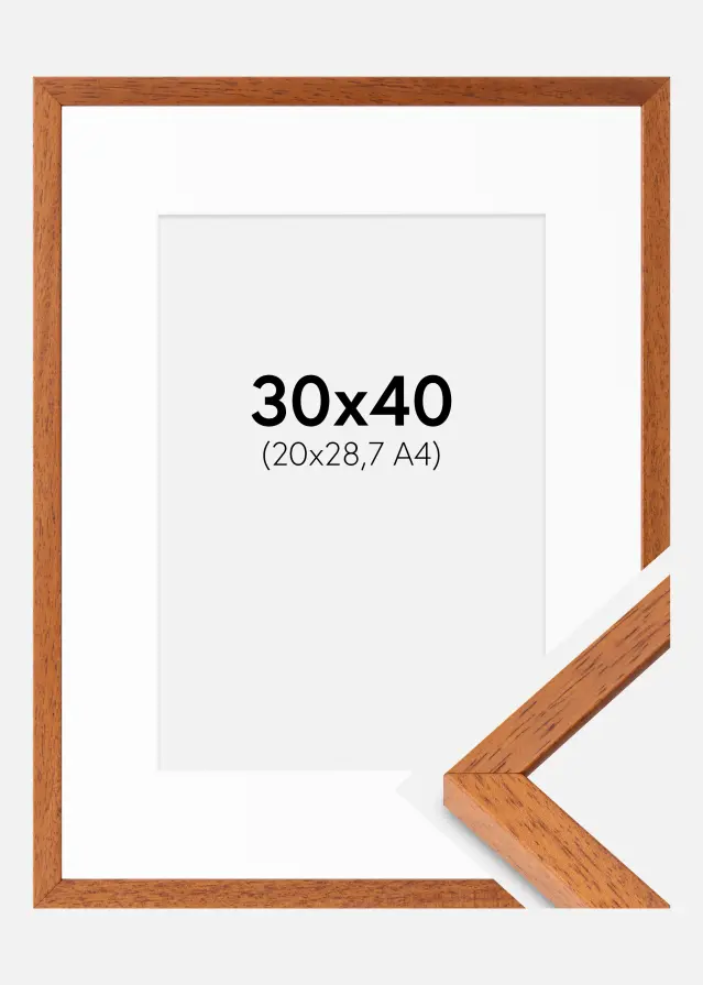 Raam Ares Kirss 30x40 cm - paspartuu valge 21x29,7 cm