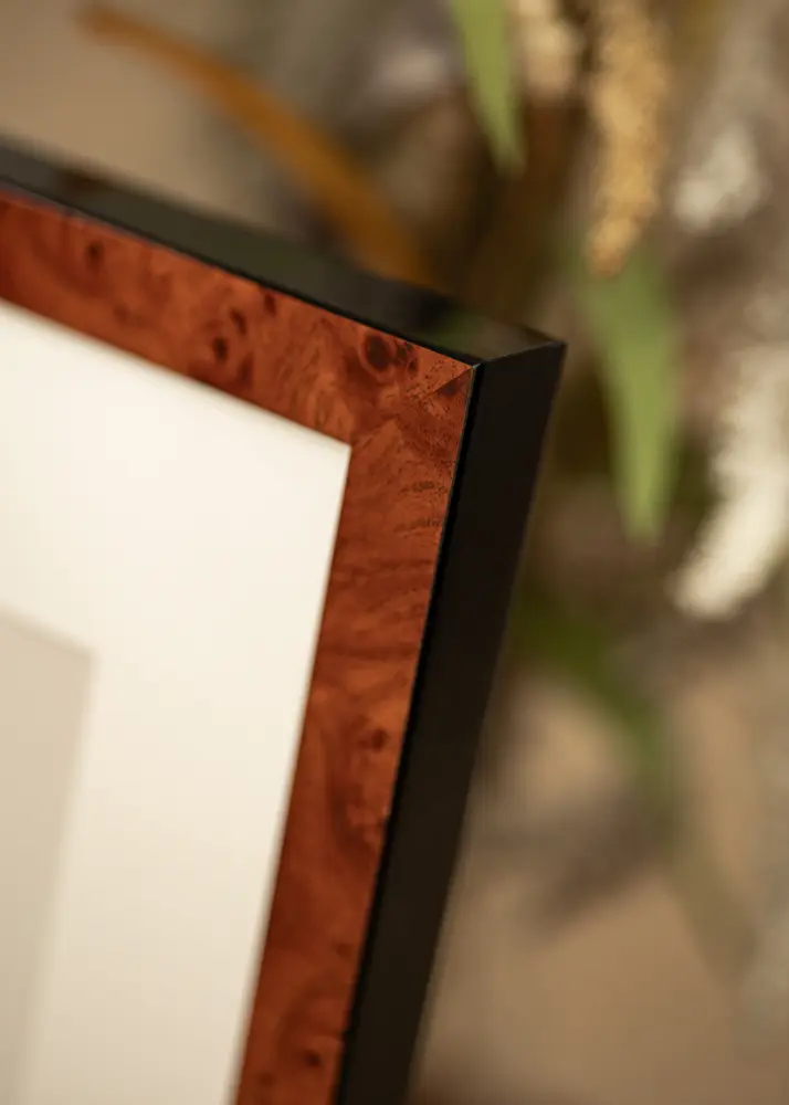 Raam Hermes Akruulklaas Burr Walnut 84,1x118,9 cm (A0)