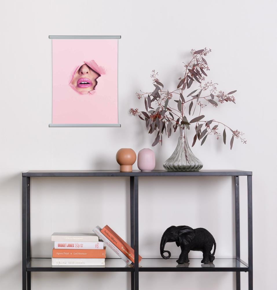 Plakati riputi alumiinium hobedane - 50 cm