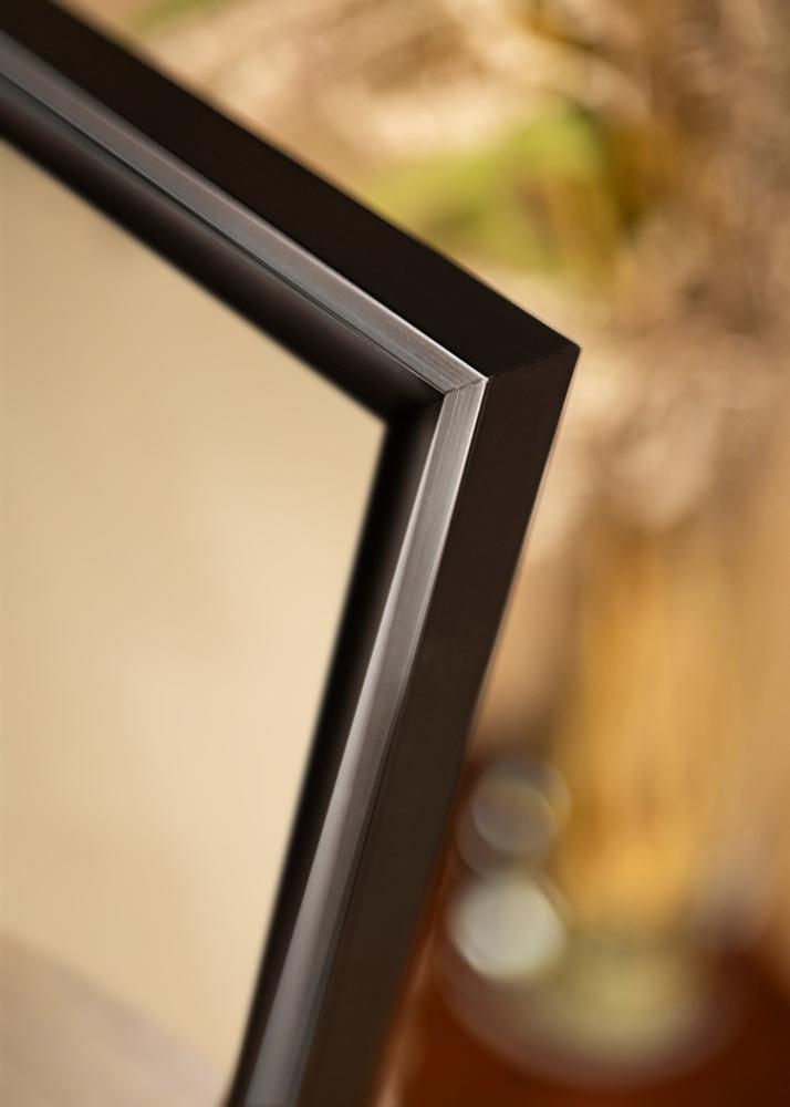 Peegel Öjaren mustjas hobedane - Enda valitud moodud