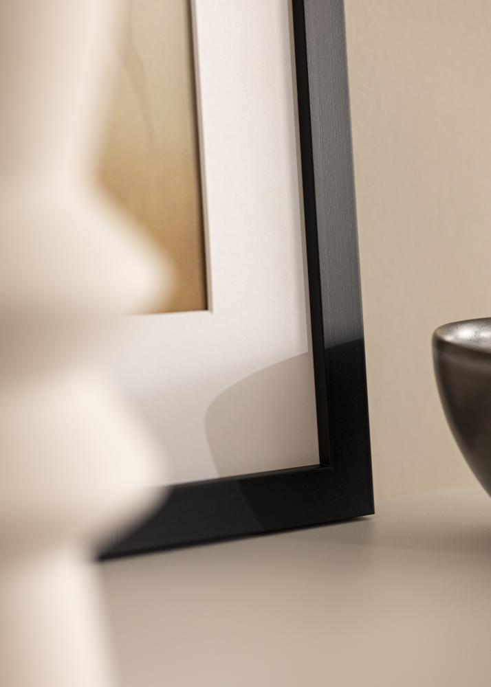 Raam Black Wood Akruulklaas 50x80 cm