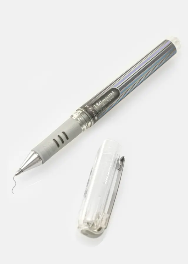 Pentel K230-ZO - metallik hobedane albumipliiats - 1 mm