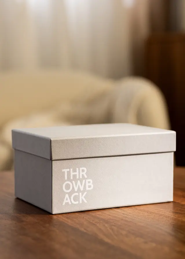 KAILA THROWBACK Fotokarp (700 pilti 10x15 cm) - Hall