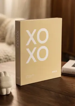 KAILA XOXO Nude - Coffee Table Photo Album (60 mustad lehekuljed / 30 lehte)