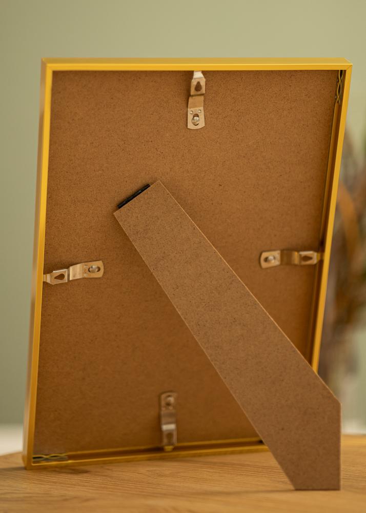 Alumiiniumraam Akruulklaas kuldne 21x29,7 cm (A4)