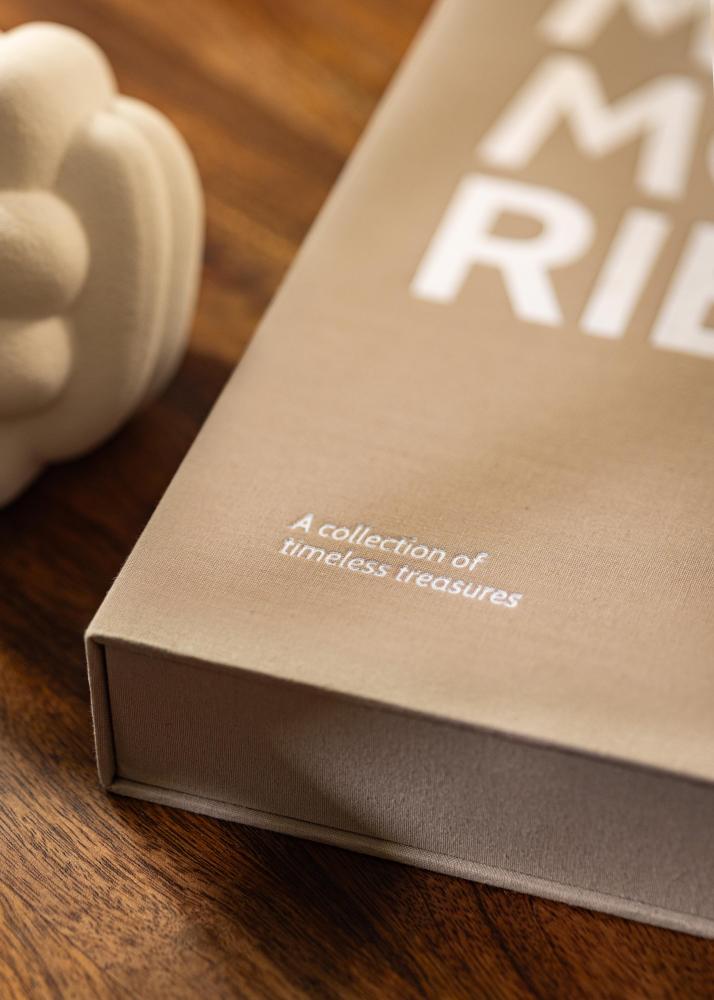 KAILA MEMORIES Hall/valge - Coffee Table Photo Album (60 musta lehekülge)